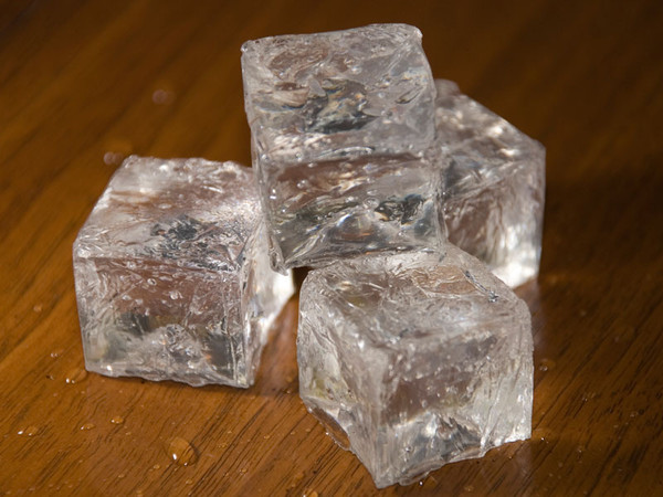 Chewing Ice Health Problems at your Carson City dentist at Advanced Dentistry by Design